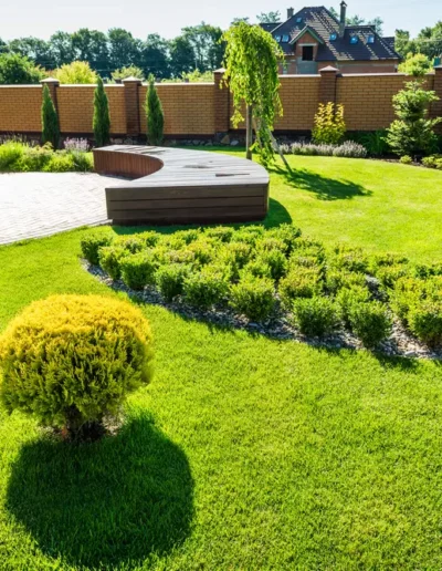 Entretien d'espaces verts près de Périgueux